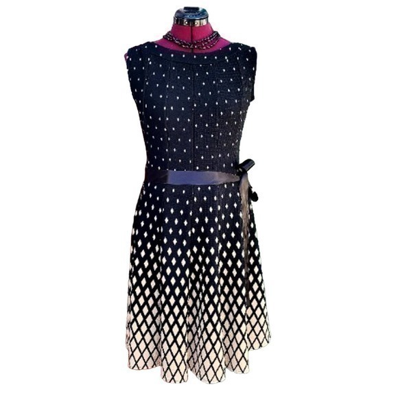 HP Vintage Haani Black Diamond Geometric Preppy‎ Cap Bow Waist Sleeve Dress - Picture 1 of 9